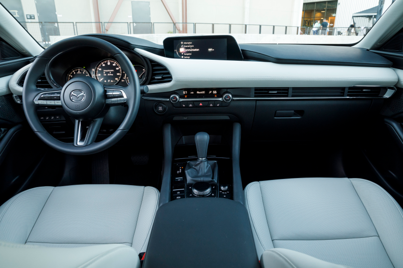 Illustration for article titled The All-Wheel Drive 2019Â Mazda 3 Is the Only Mazda 3 You Should Buy